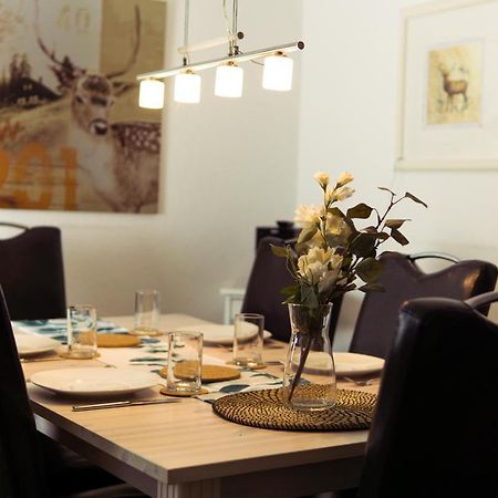 Apartment Hirsch: Wohnung Fuer Die Ganze Familie Mit Disney+ 布劳恩拉格 外观 照片